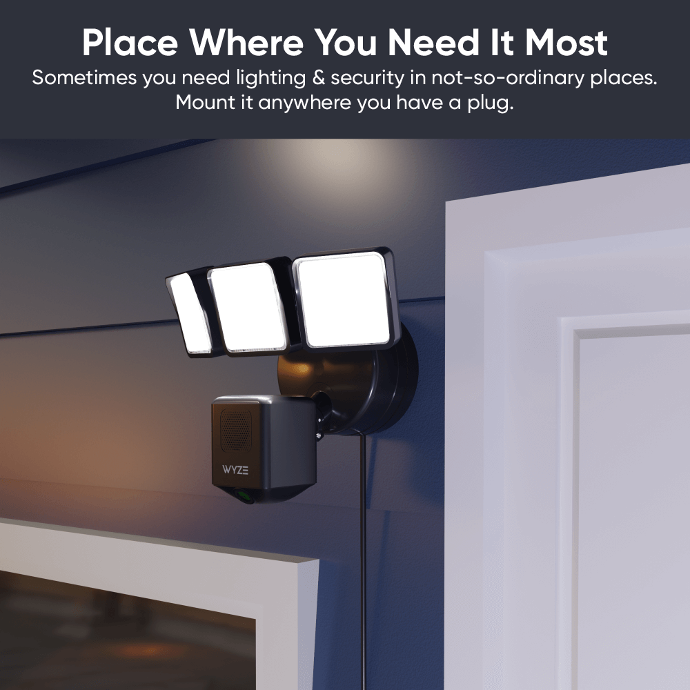 Fancy Cam Floodlight Pro + Plug-In Mount